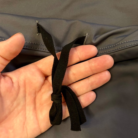 Women’s Gray Athletic Skort, NEVER WORN, Size Medium - Picture 4 of 8